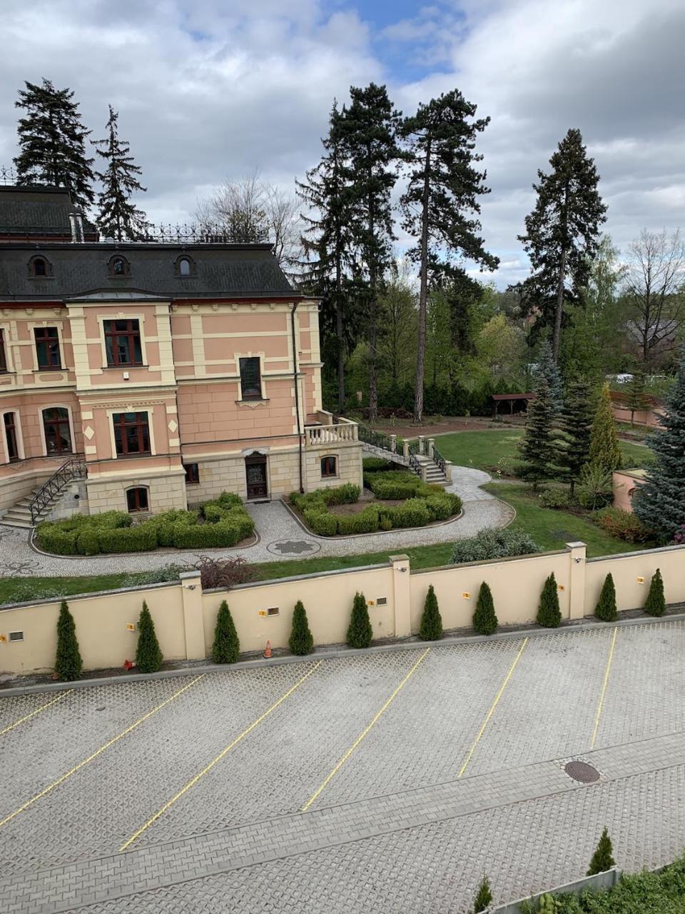 Apartamenty Astor - Ksiezycowy Szczawno-Zdroj Εξωτερικό φωτογραφία